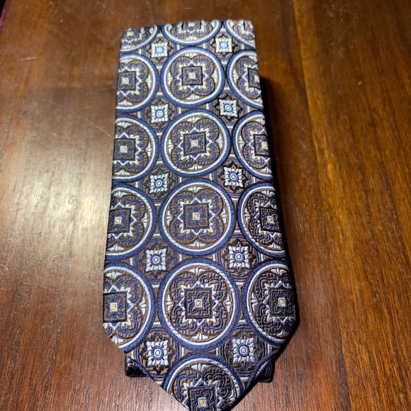 Jos. A. Bank Geometric Tie in Blue and Brown(117) - Picture 1 of 6